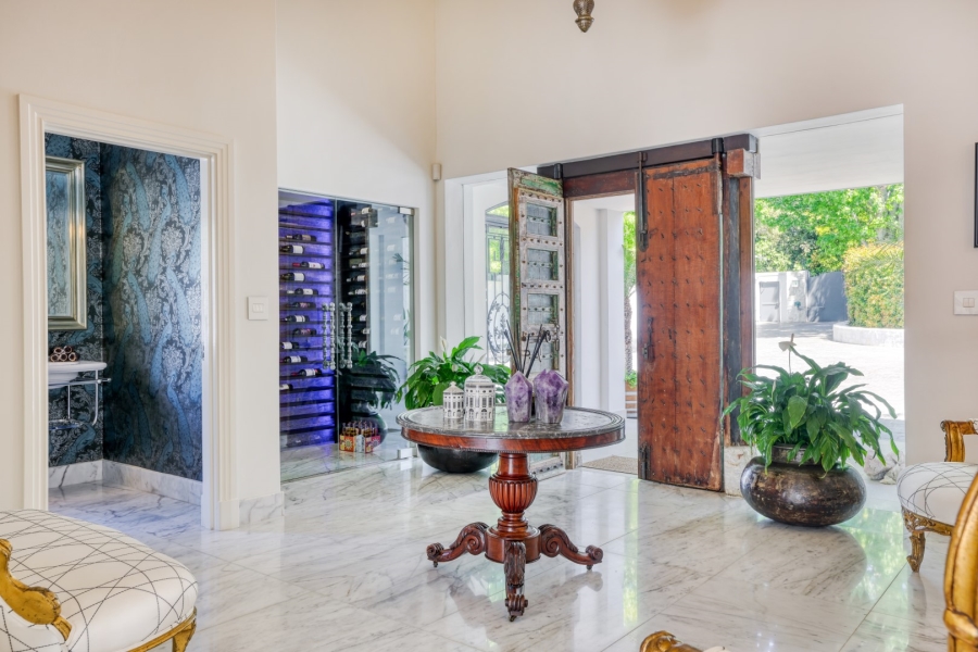 5 Bedroom Property for Sale in Constantia Western Cape